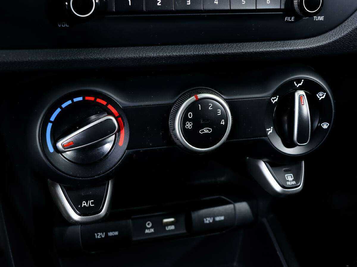 Kia Rio б/у, 2017, Автоматическая. Фото: #13