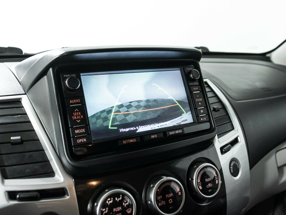 Mitsubishi Pajero Sport б/у, 2013, Автоматическая. Фото: #12