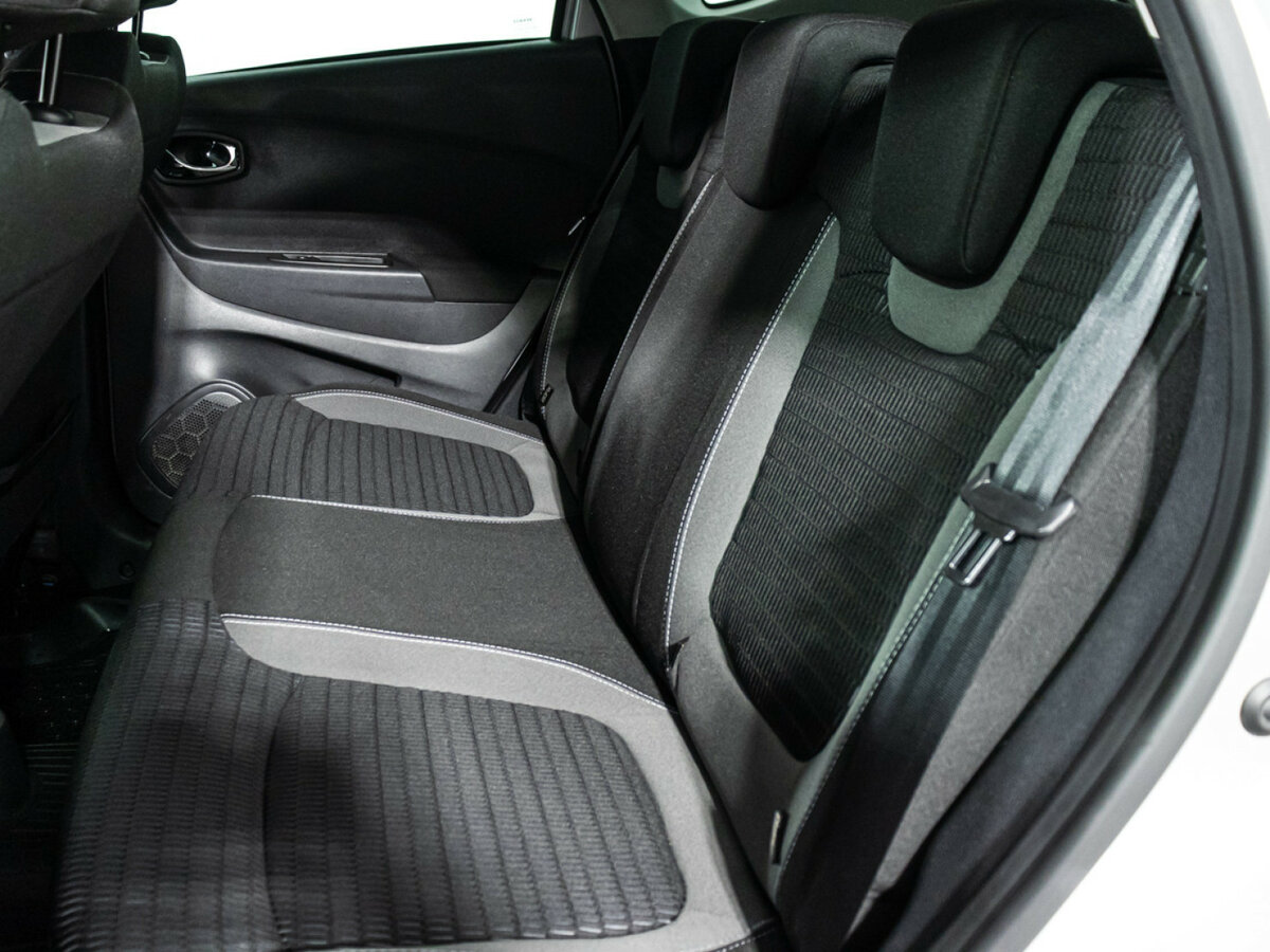 Renault Kaptur б/у, 2017, Автоматическая. Фото: #7