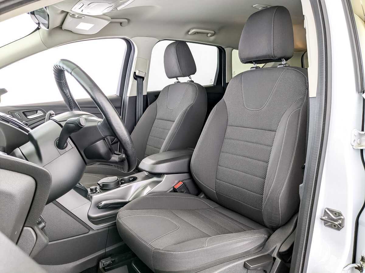 Ford Kuga б/у, 2016, Автоматическая. Фото: #15