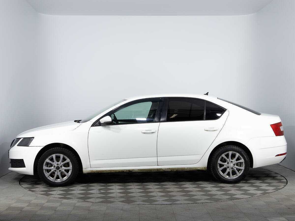 Skoda Octavia б/у, 2018, Автоматическая. Фото: #7