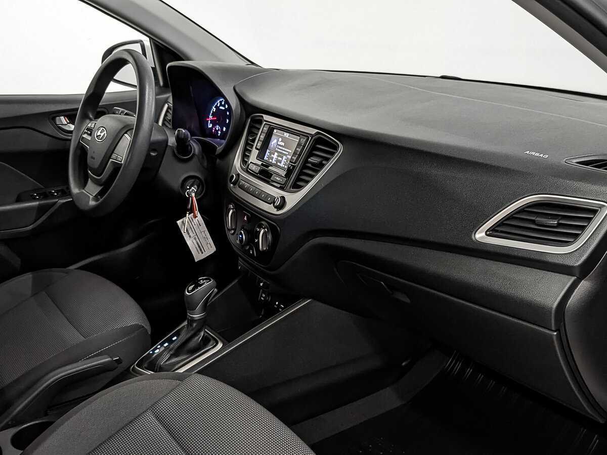 Hyundai Solaris б/у, 2018, Автоматическая. Фото: #12