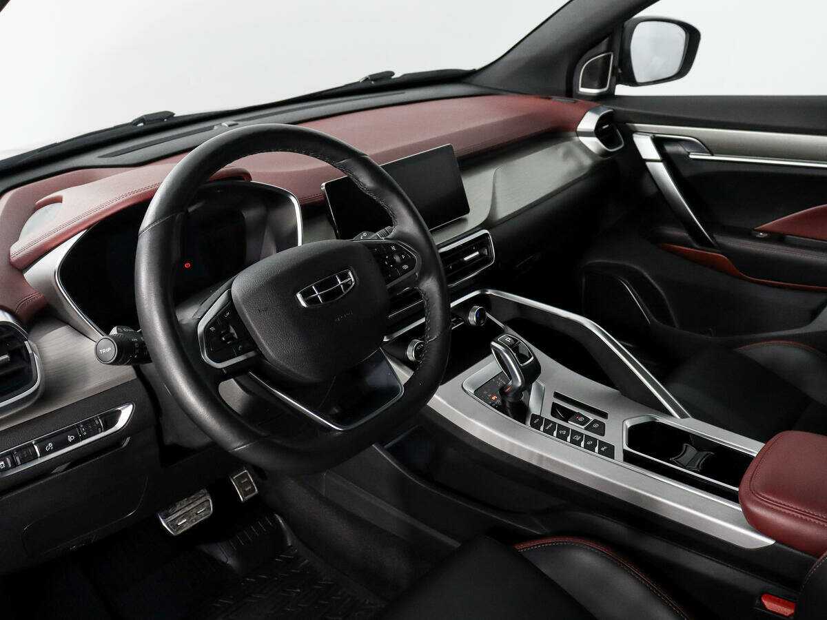 Geely Coolray б/у, 2022, Роботизированная. Фото: #6