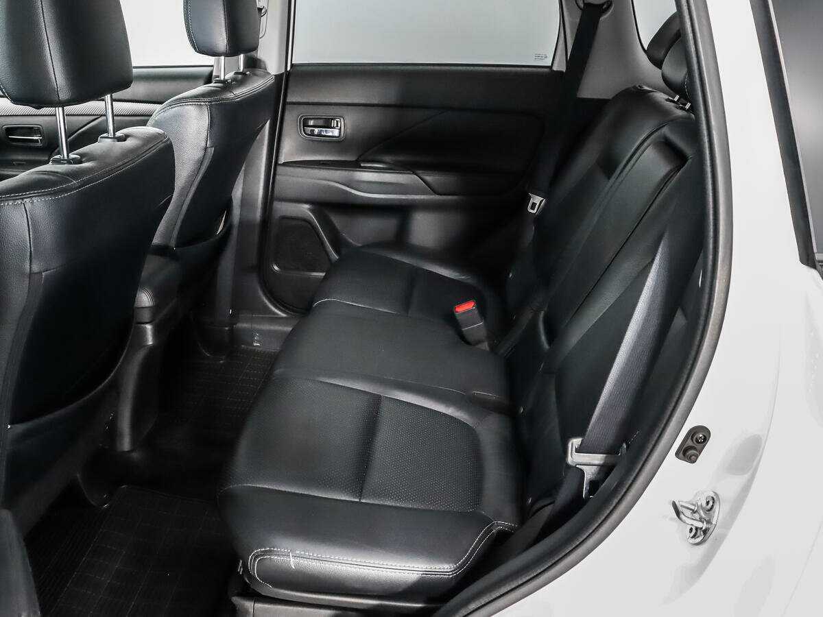 Mitsubishi Outlander б/у, 2014, Вариатор. Фото: #11