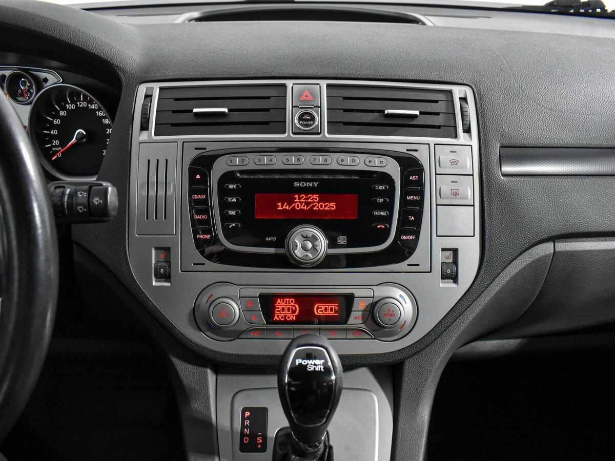 Ford Kuga б/у, 2012, Роботизированная. Фото: #16