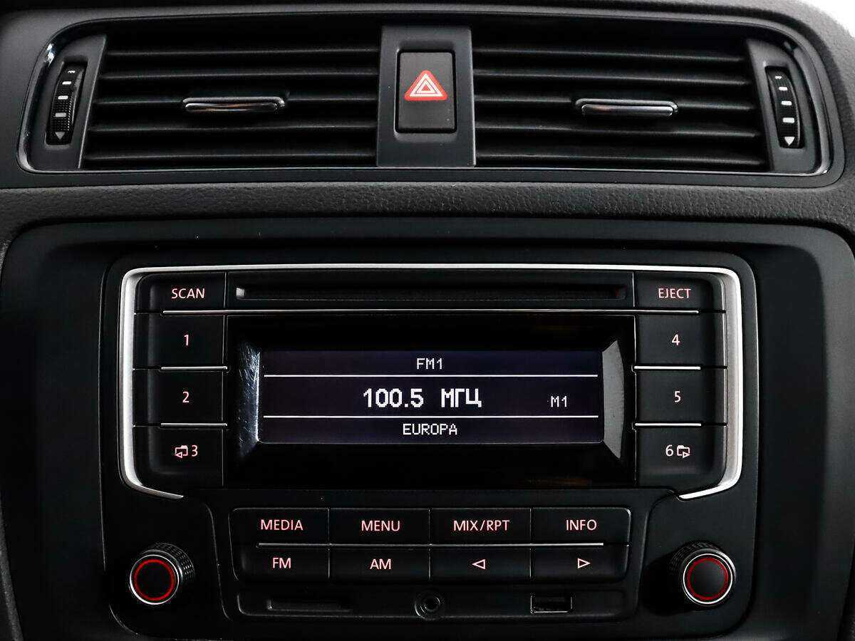 Volkswagen Jetta б/у, 2014, Автоматическая. Фото: #12