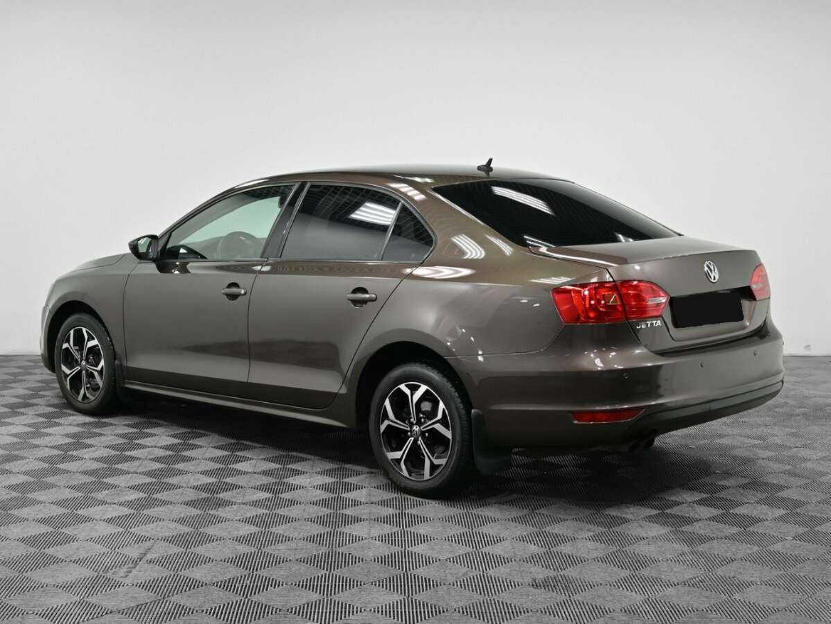 Volkswagen Jetta б/у, 2013, Роботизированная. Фото: #3