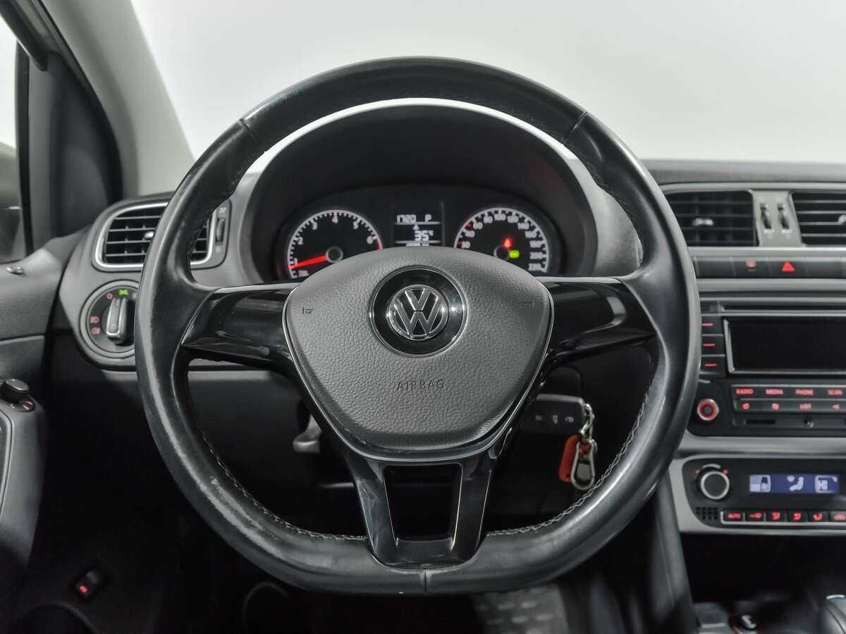 Volkswagen Polo б/у, 2015, Автоматическая. Фото: #7