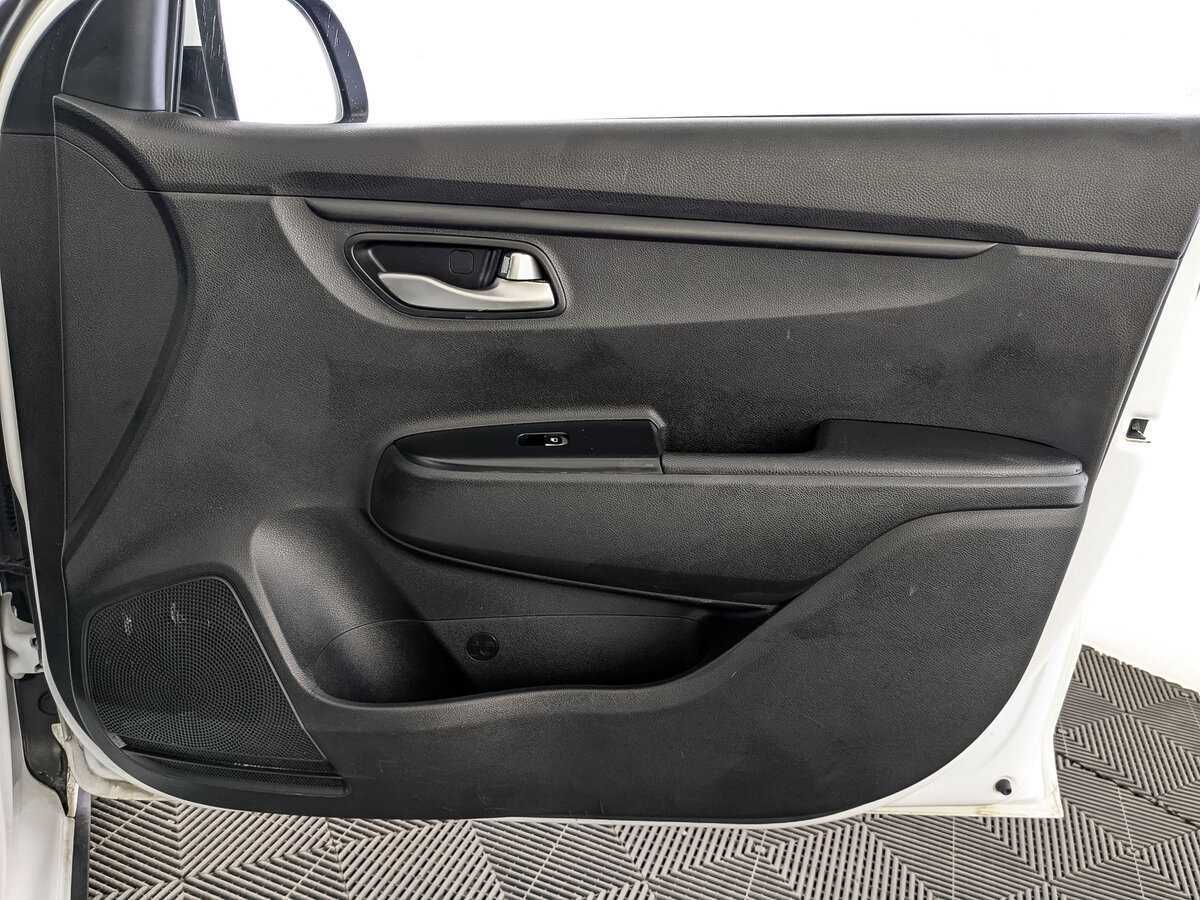 Kia Rio б/у, 2020, Автоматическая. Фото: #20