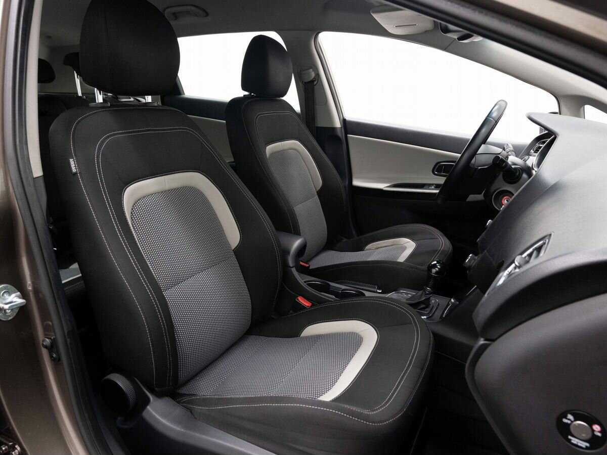 Kia Ceed б/у, 2013, Автоматическая. Фото: #11