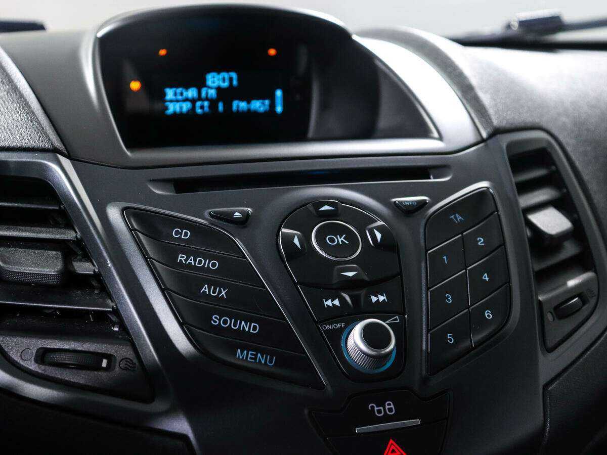 Ford Fiesta б/у, 2017, Роботизированная. Фото: #14