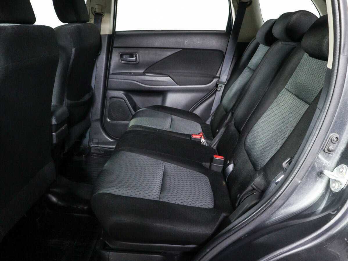 Mitsubishi Outlander б/у, 2015, Вариатор. Фото: #7