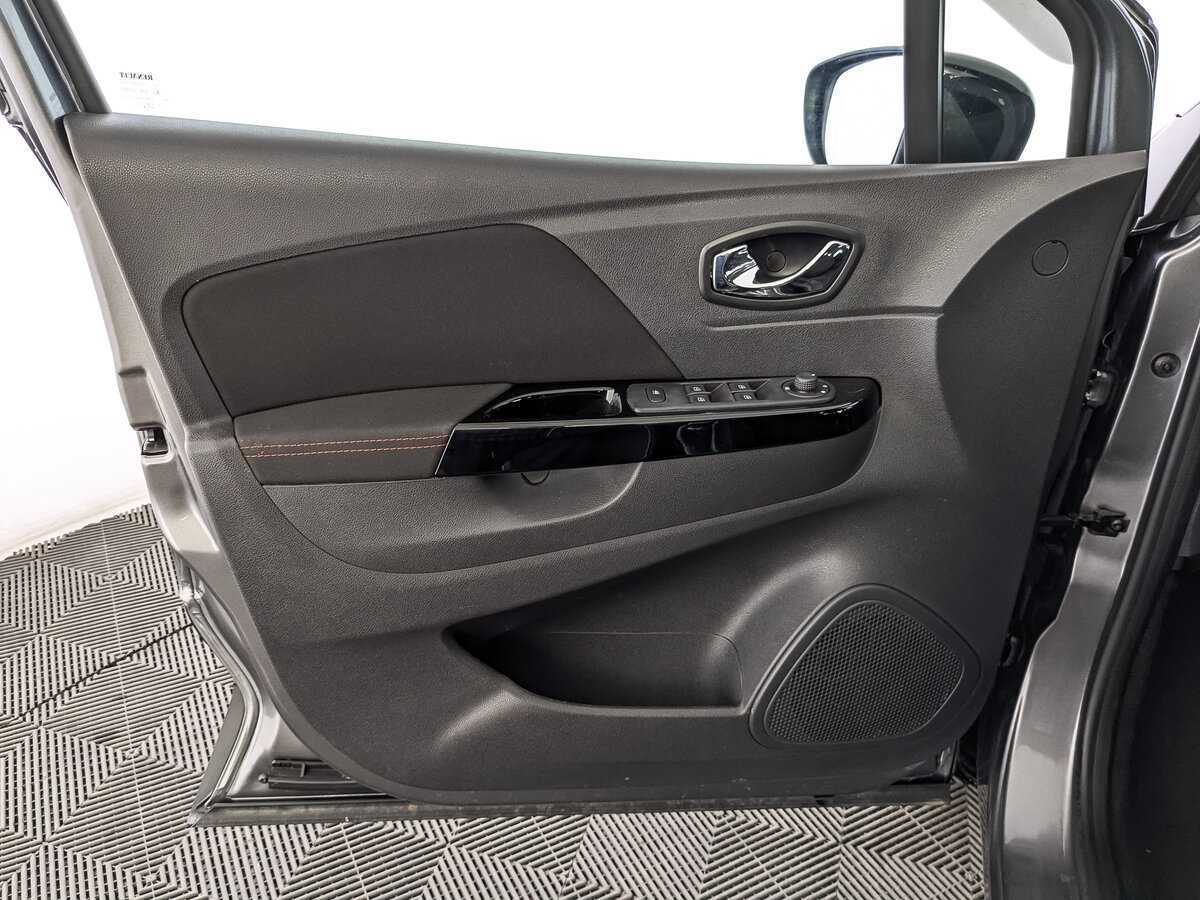 Renault Kaptur б/у, 2018, Вариатор. Фото: #18