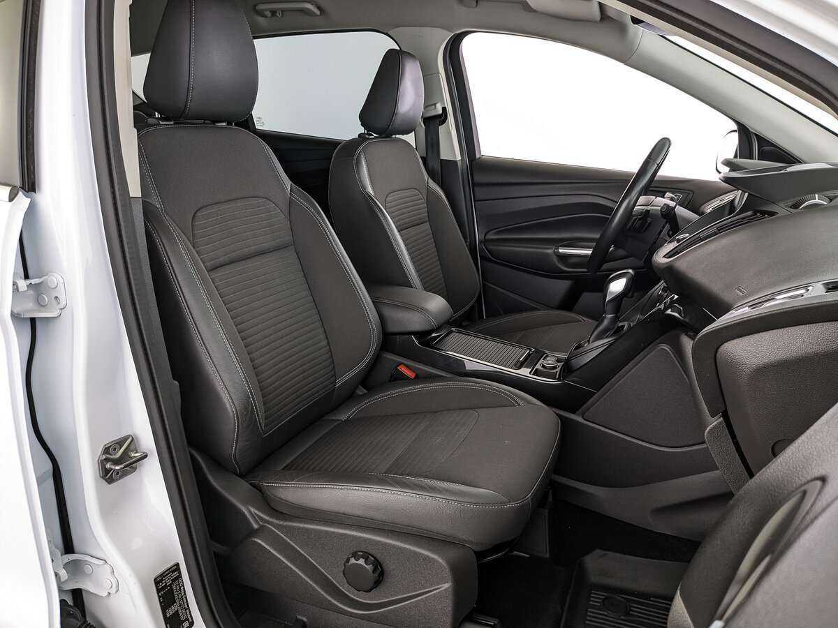 Ford Kuga б/у, 2018, Автоматическая. Фото: #19