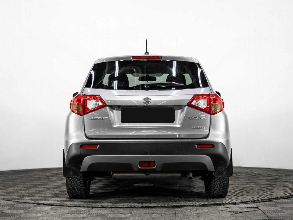 Suzuki Vitara б/у, 2015, Механическая. Фото: #4