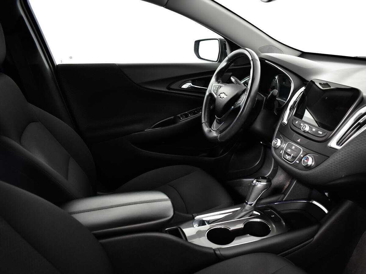 Chevrolet Malibu б/у, 2017, Автоматическая. Фото: #6