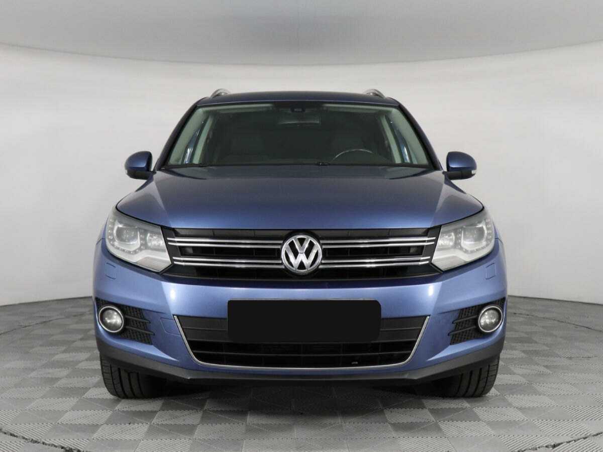 Volkswagen Tiguan б/у, 2012, Автоматическая. Фото: #1
