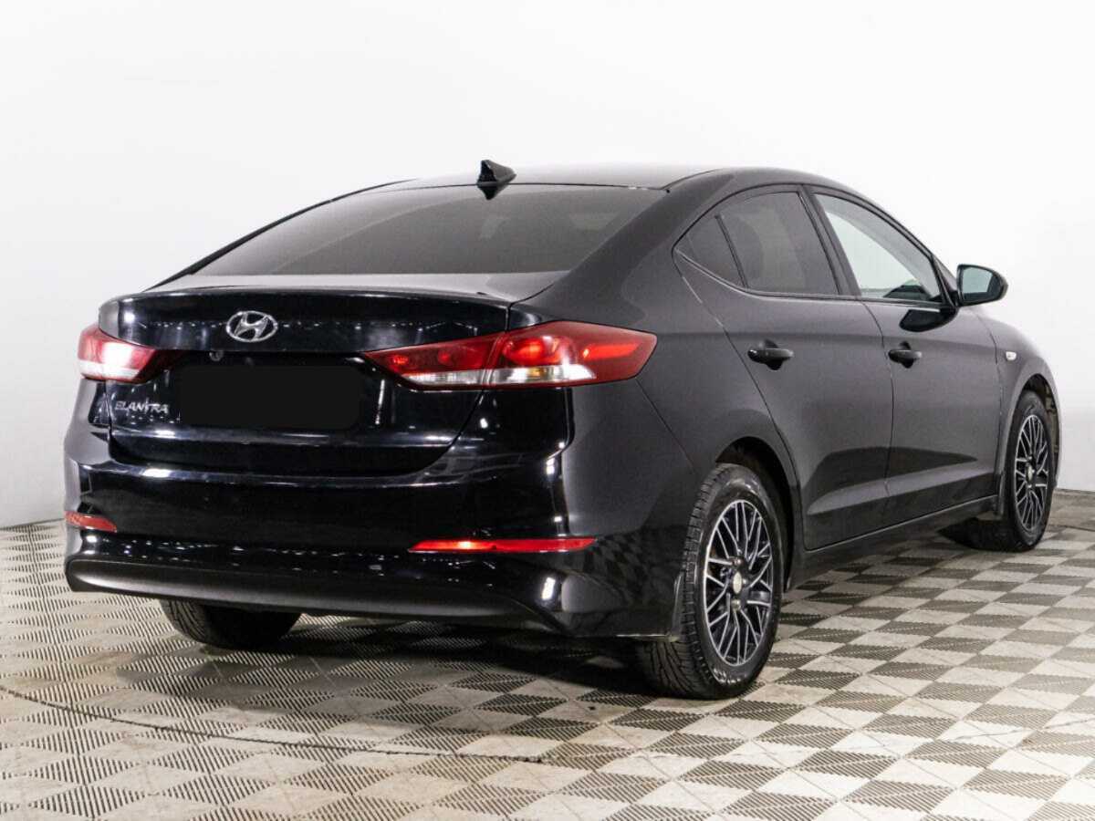 Hyundai Elantra б/у, 2017, Механическая. Фото: #4