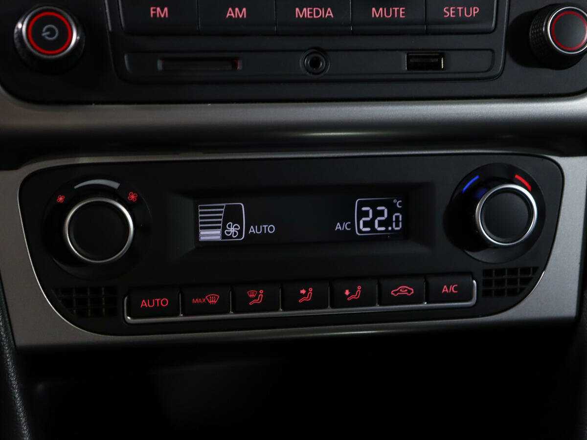 Volkswagen Polo б/у, 2016, Автоматическая. Фото: #15