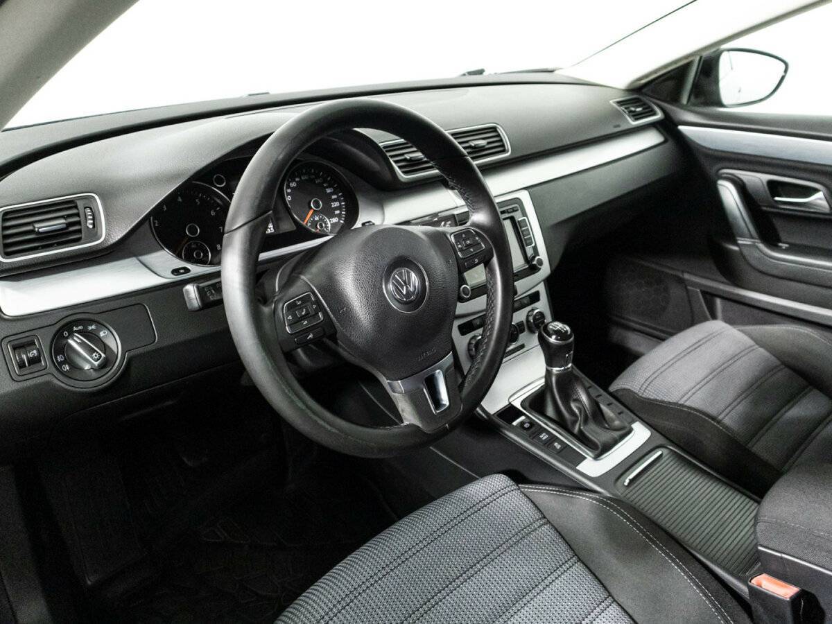 Volkswagen Passat CC б/у, 2012, Механическая. Фото: #10