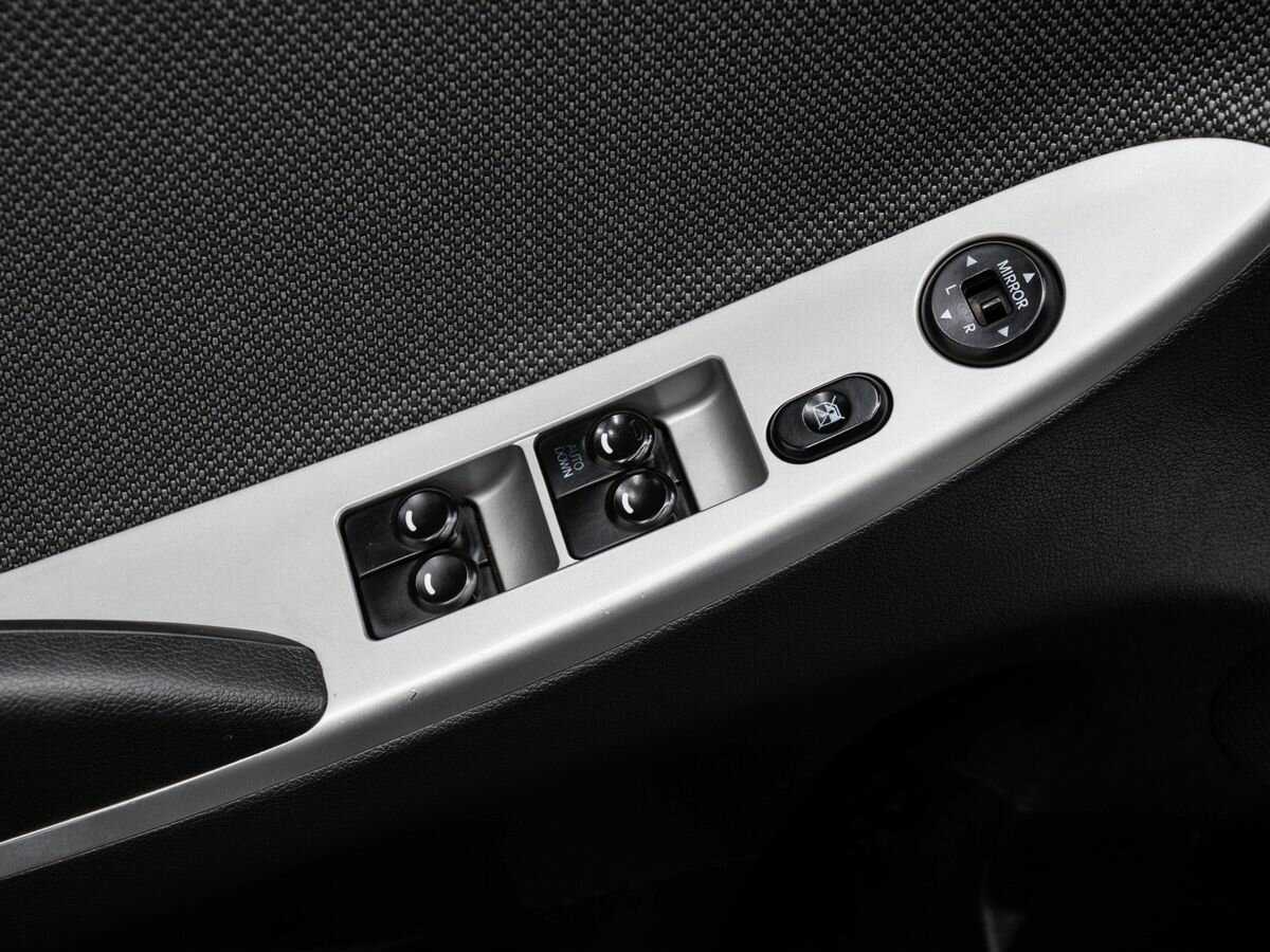 Hyundai Solaris б/у, 2013, Механическая. Фото: #14