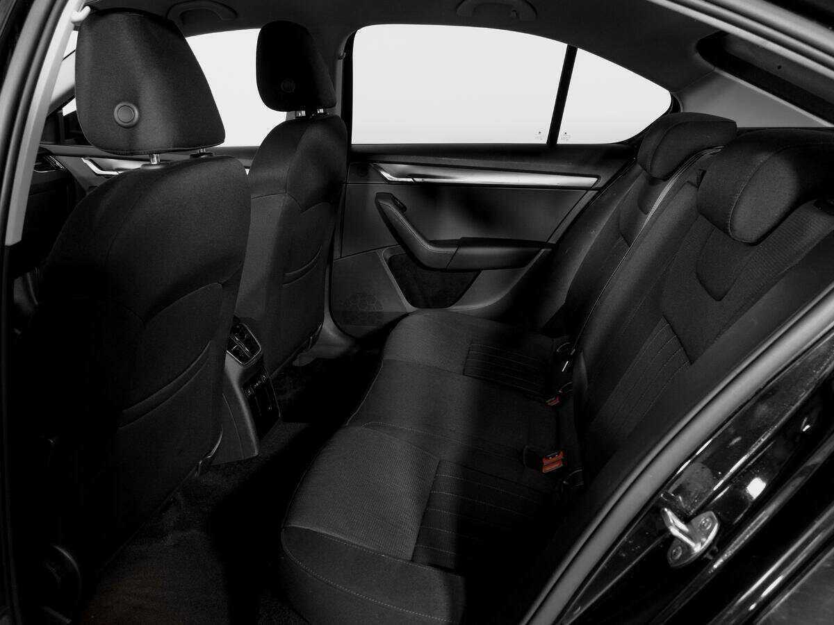 Skoda Octavia б/у, 2018, Роботизированная. Фото: #9