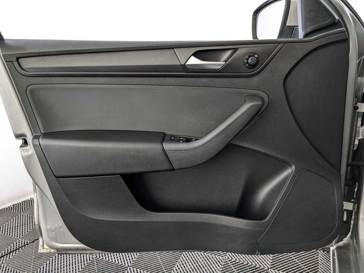 Volkswagen Polo б/у, 2021, Автоматическая. Фото: #14