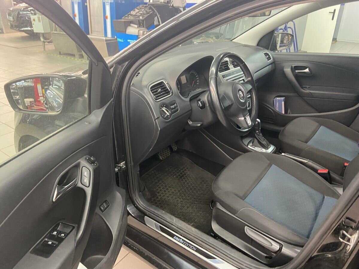 Volkswagen Polo б/у, 2013, Автоматическая. Фото: #6