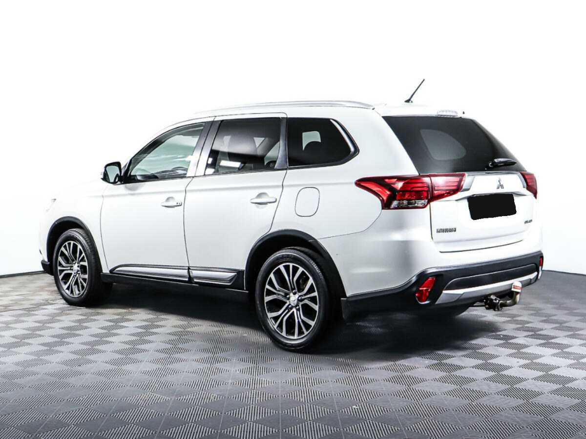 Mitsubishi Outlander б/у, 2015, Вариатор. Фото: #6