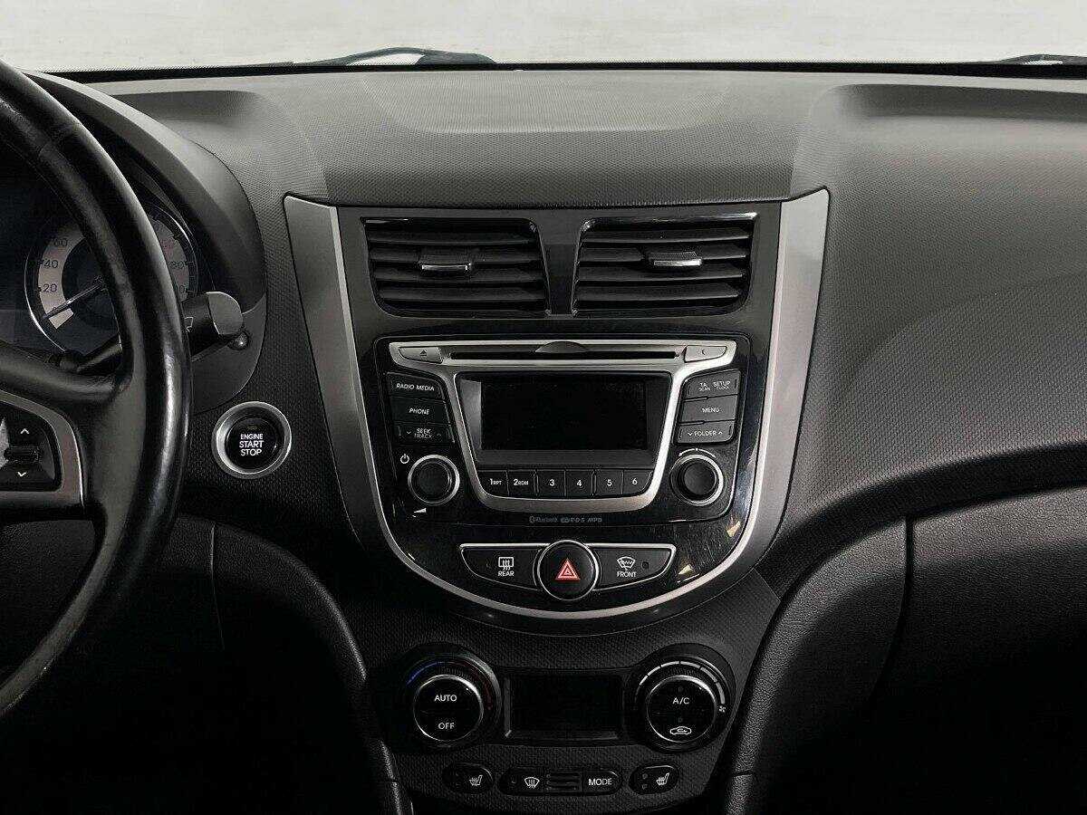 Hyundai Solaris б/у, 2014, Автоматическая. Фото: #9