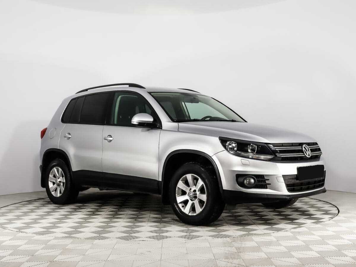 Volkswagen Tiguan б/у, 2012, Механическая. Фото: #2