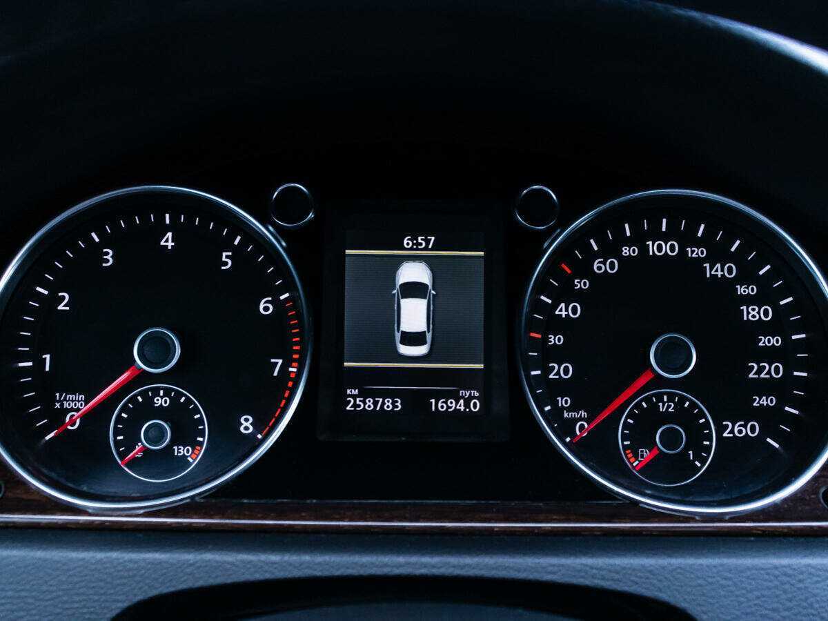 Volkswagen Passat б/у, 2012, Роботизированная. Фото: #11