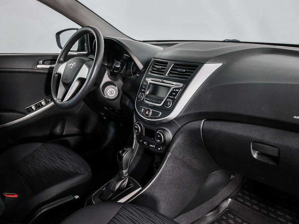 Hyundai Solaris б/у, 2016, Автоматическая. Фото: #10