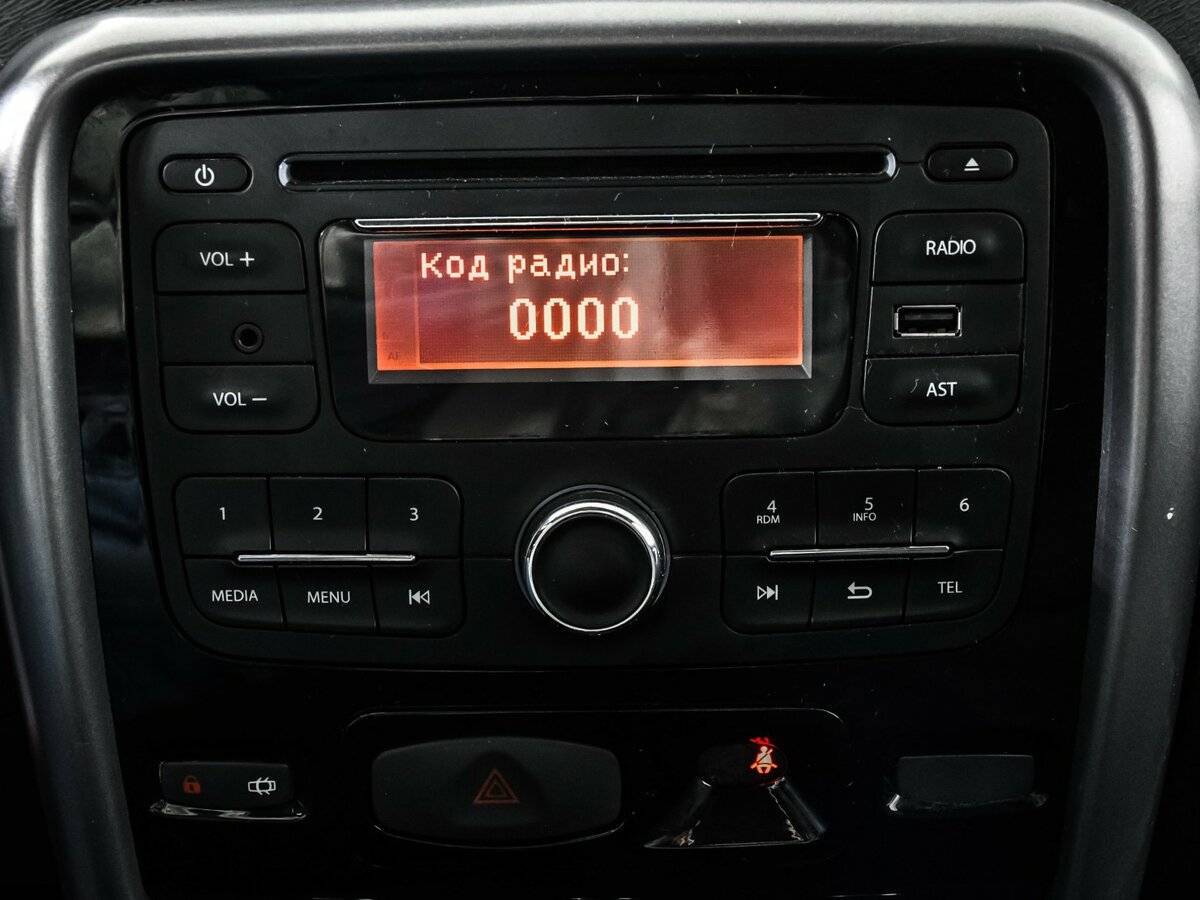 Renault Duster б/у, 2013, Механическая. Фото: #14