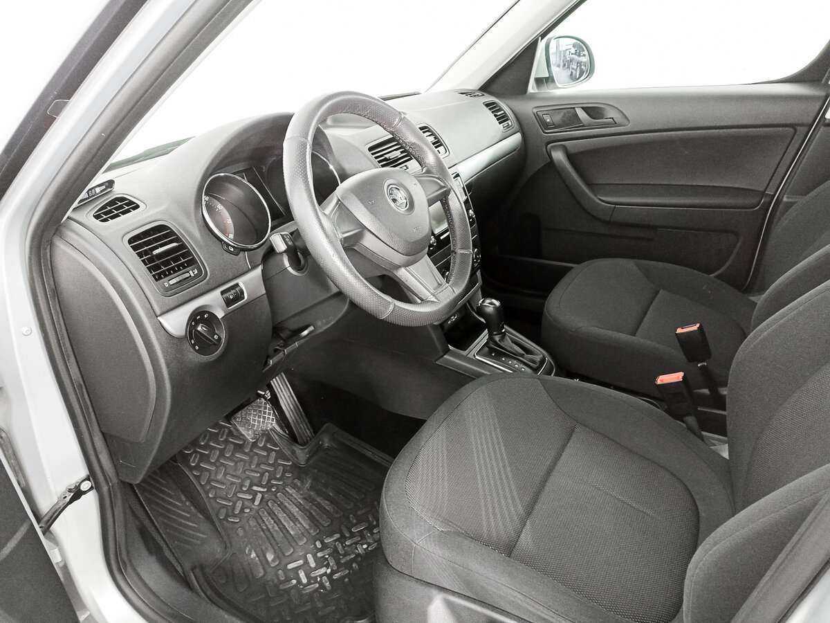 Skoda Yeti б/у, 2015, Автоматическая. Фото: #13