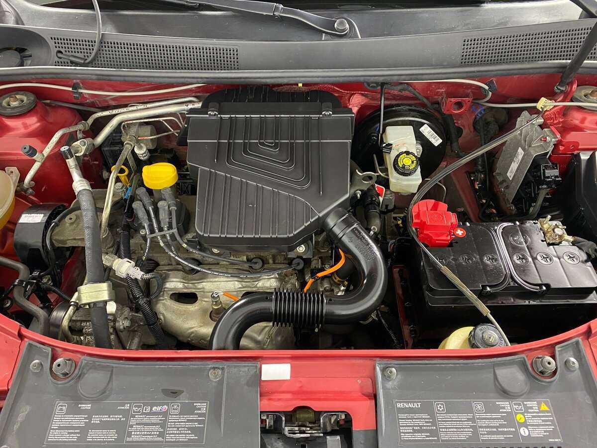 Renault Sandero б/у, 2015, Роботизированная. Фото: #7