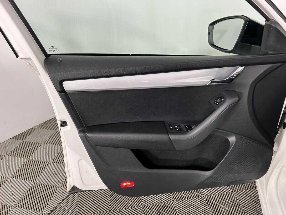 Skoda Octavia б/у, 2014, Роботизированная. Фото: #7