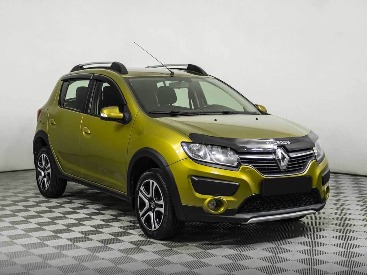 Renault Sandero б/у, 2015, Автоматическая. Фото: #2