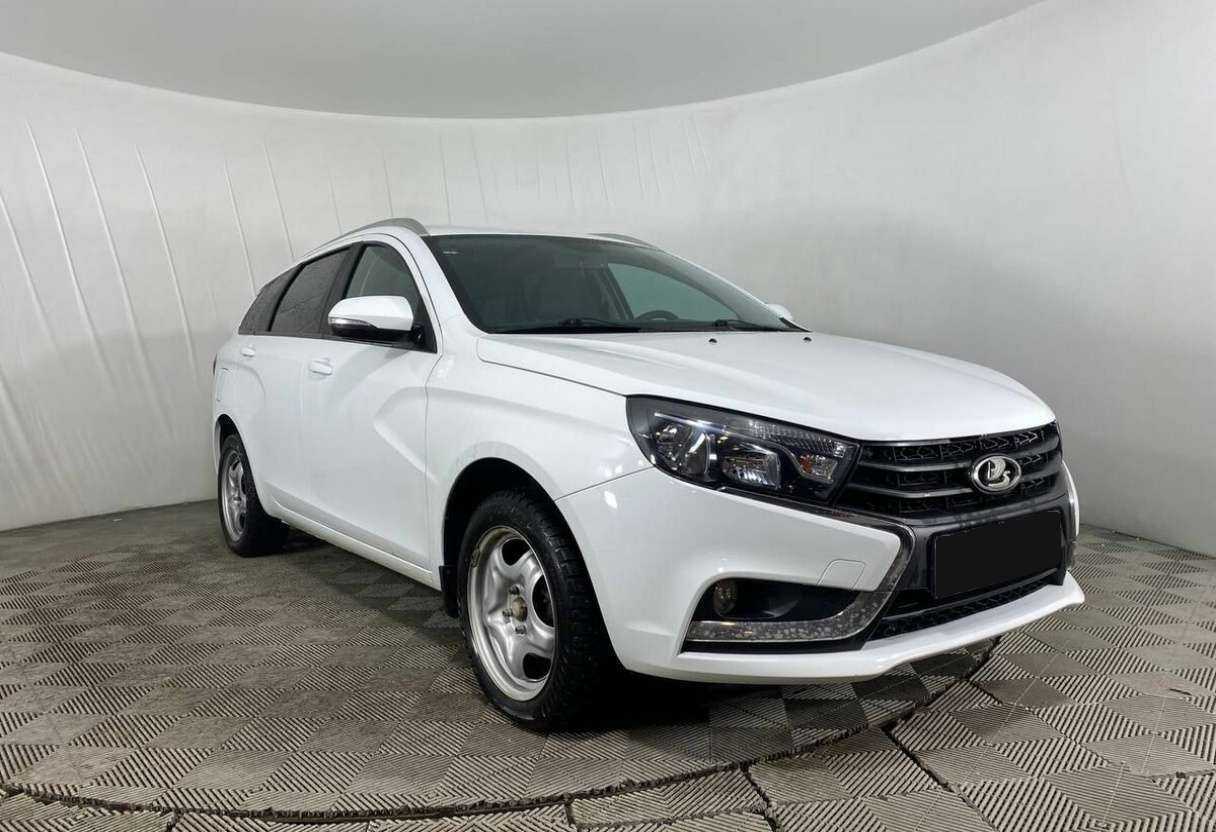 Lada (ВАЗ) Vesta б/у, 2019, Механическая. Фото: #2