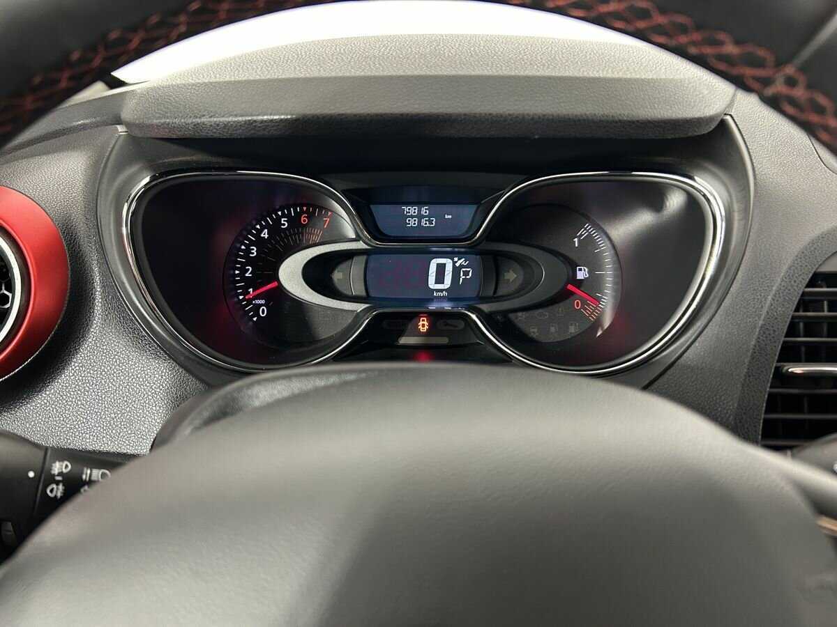 Renault Kaptur б/у, 2018, Автоматическая. Фото: #9