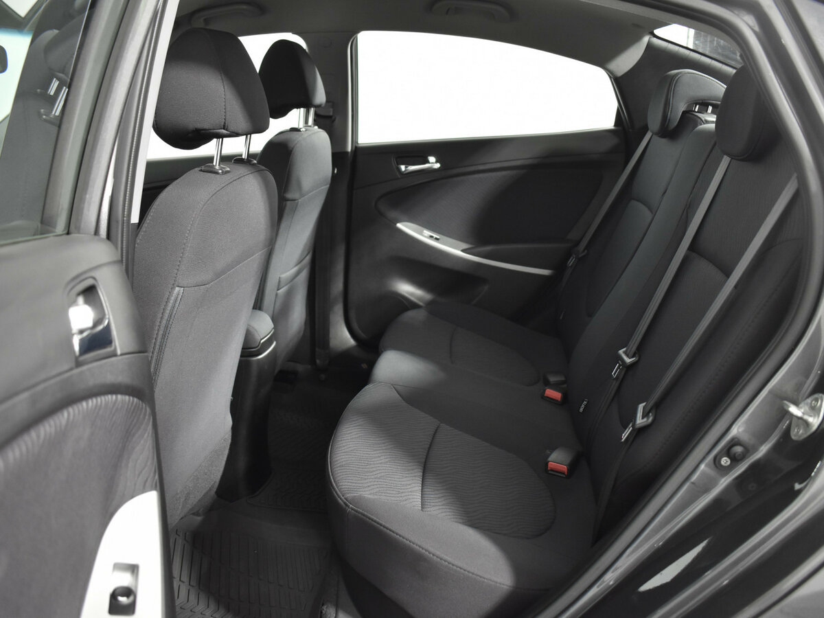 Hyundai Solaris б/у, 2013, Автоматическая. Фото: #11