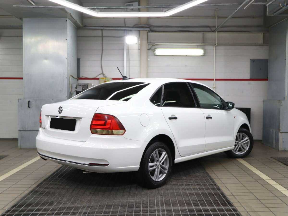 Volkswagen Polo б/у, 2017, Автоматическая. Фото: #3