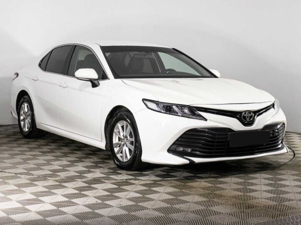 Toyota Camry б/у, 2018, Автоматическая. Фото: #2
