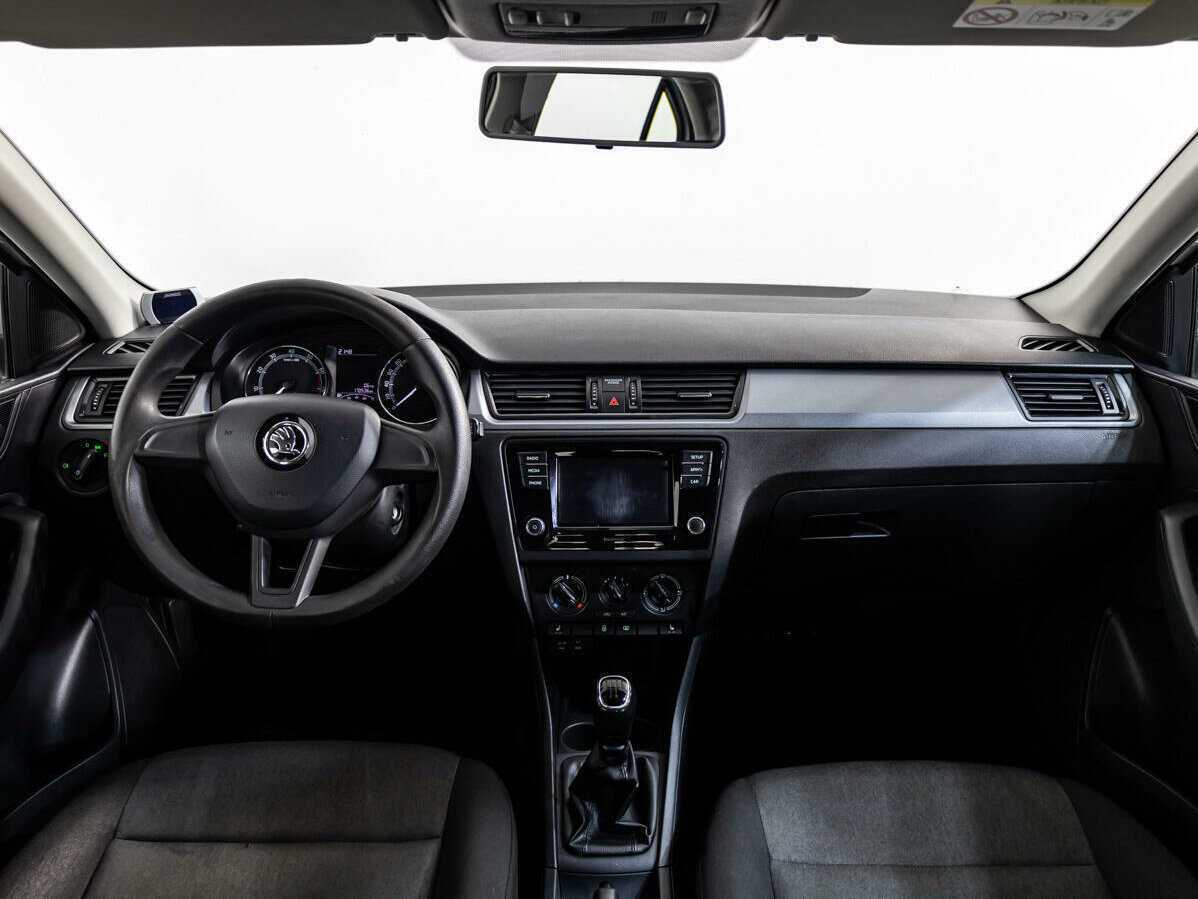 Skoda Rapid б/у, 2017, Механическая. Фото: #8