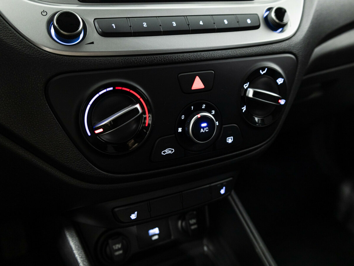 Hyundai Solaris б/у, 2020, Механическая. Фото: #15