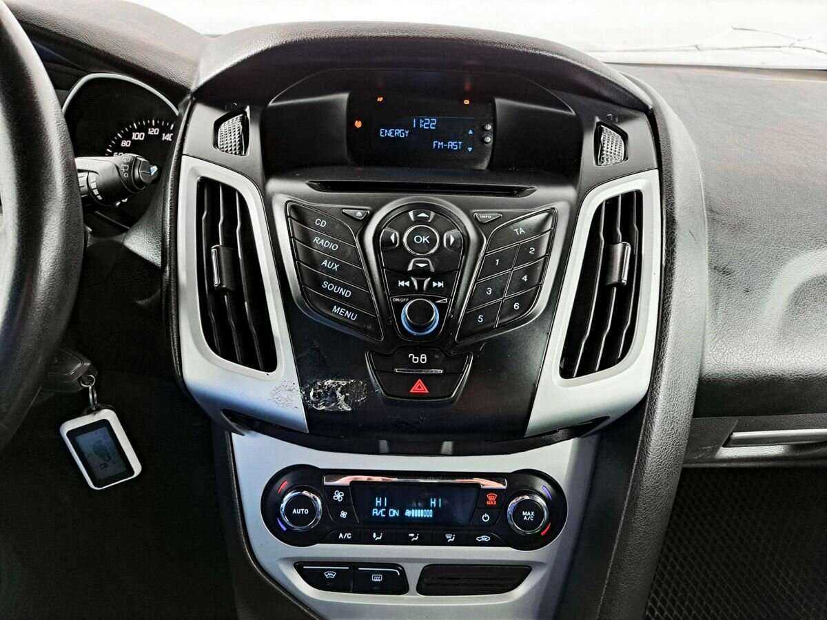 Ford Focus б/у, 2012, Механическая. Фото: #12