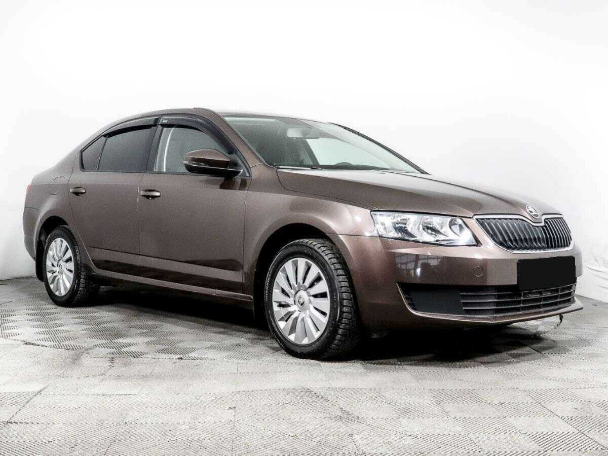 Skoda Octavia б/у, 2015, Механическая. Фото: #2