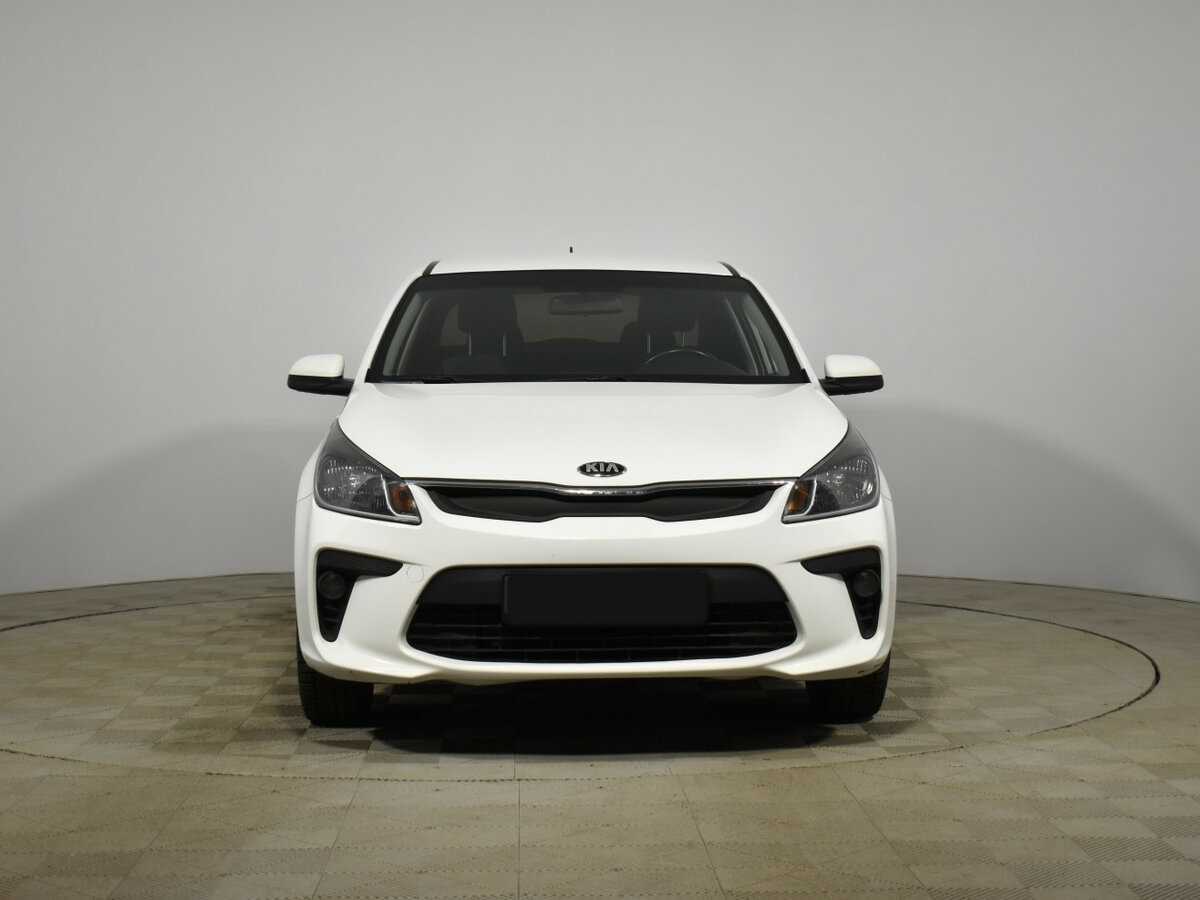 Kia Rio б/у, 2017, Автоматическая. Фото: #1