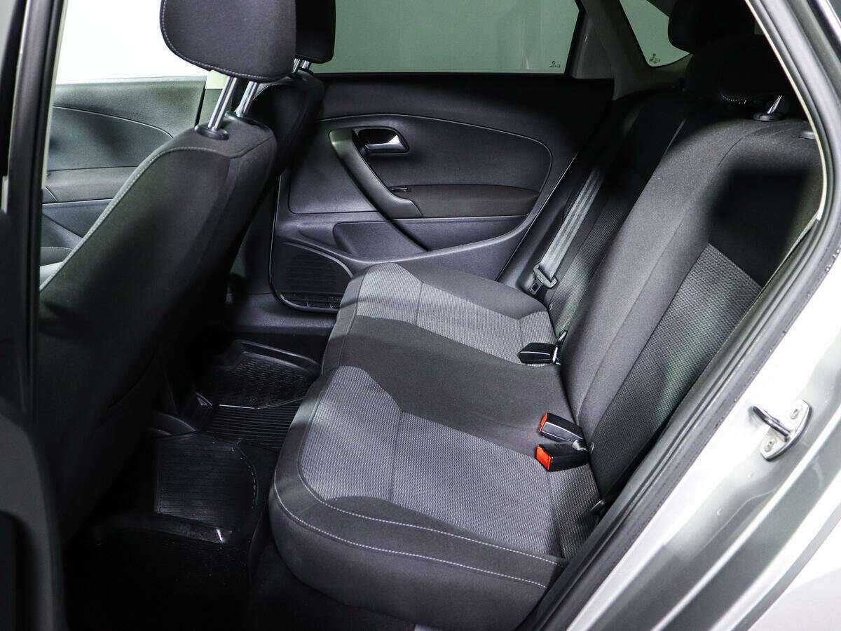 Volkswagen Polo б/у, 2017, Автоматическая. Фото: #8