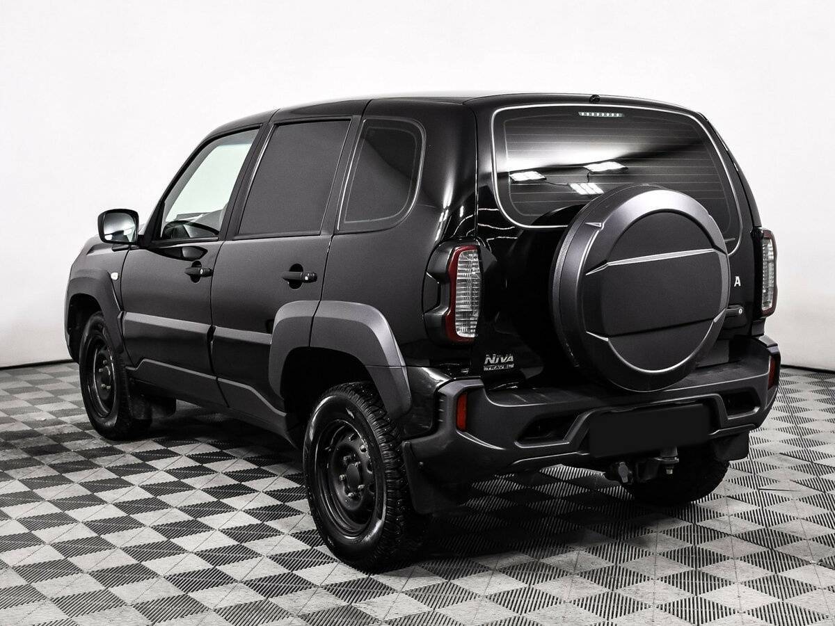 Lada (ВАЗ) Niva б/у, 2021, Механическая. Фото: #6